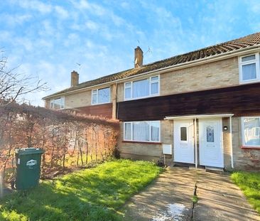 Heath Grove, Sunbury-on-Thames, Surrey, TW16 7TS - Photo 1