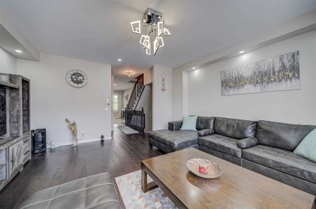 For Lease - 128 Cedar Lake Crescent Unit# 183, Brampton, Ontario - Photo 3