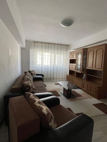 Apartament 2 camere, 62 mp, zona Ultracentral - Photo 2