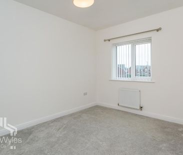 4 bedroom detached house to rent - Photo 2