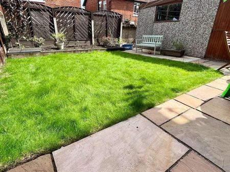 Alder Hill Grove, Leeds, LS7 - Photo 3