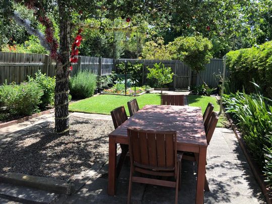 St Kilda East - Photo 1