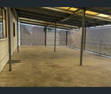 Inner City Living - Photo 3