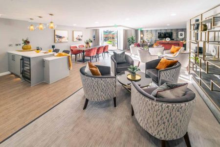 1 bedroom retirement property to rent - Photo 2