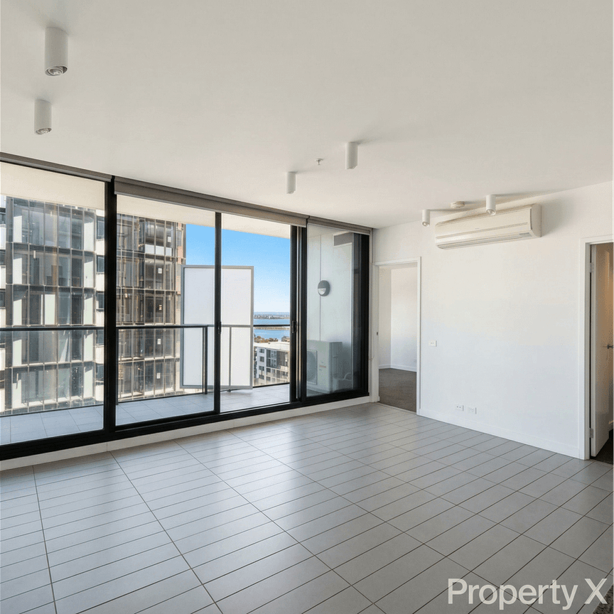 Two Bedroom Apartment with Spectacular Views! - Photo 1