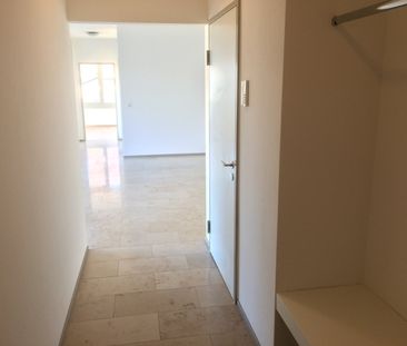 2.5 Zimmer, 76 m², 3. Stock - Foto 5