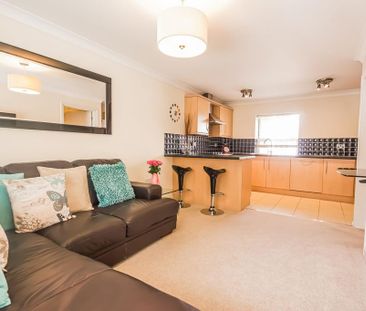 2 bedroom flat to rent - Photo 1
