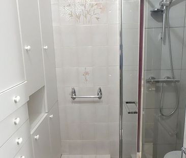 Appartement te huur in Wilrijk voor € 895 met 1 slaapkamer - Photo 5