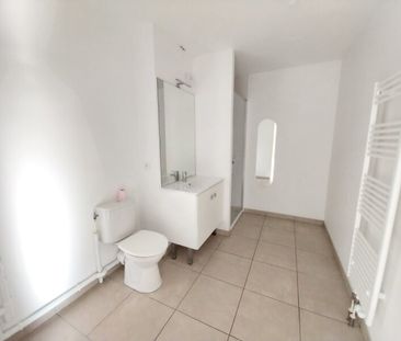 Location Appartement 2 pièces 45m² ORLEANS 45100 - Photo 5