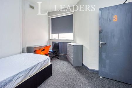 8 bedroom house to rent Derby Grove, Nottingham, Nottinghamshire, NG7 - Photo 4