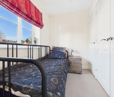 3 bedroom detached house to rent - Photo 5