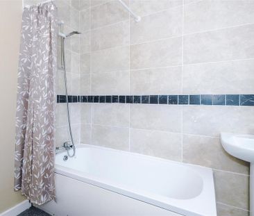 2 bedroom terraced house to rent - Photo 6