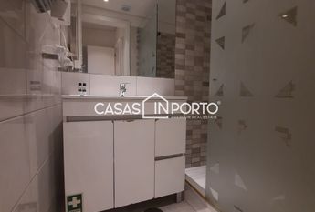 Excelente T1- Junto aos Aliados