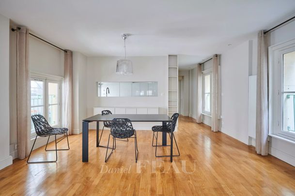 Tout savoir sur cet appartement dans le quartier Saint Germain des Prés, à Paris 6ème - Photo 1