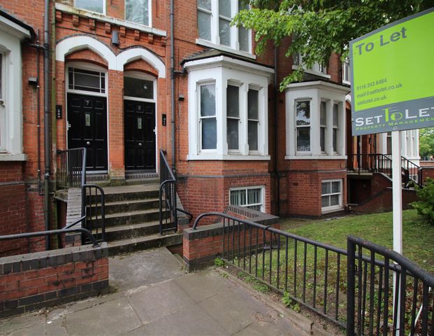 Evington Road, Leicester, LE2 1QG - Photo 1
