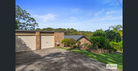 An Abundance of Living Space - Photo 3