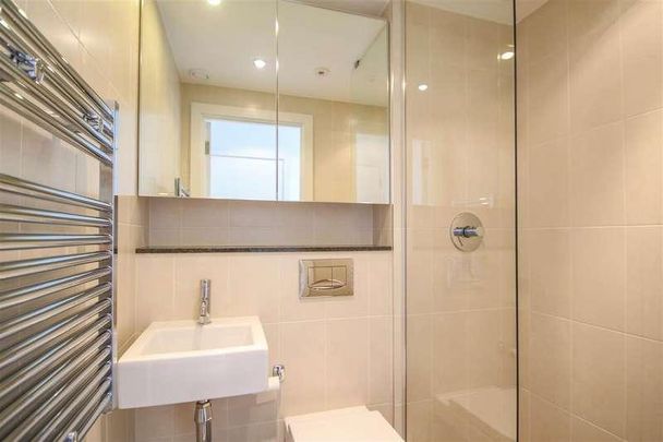 The Heart, Mediacityuk, Salford, M50 - Photo 1