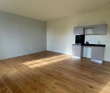 Location Appartement 3 pièces 69m² MULHOUSE 68200 - Photo 2