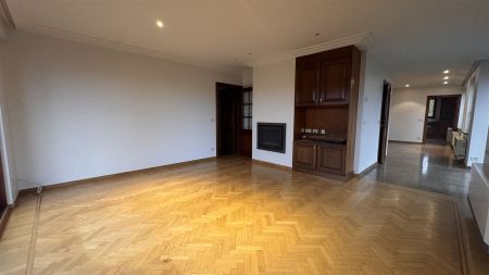 Luxe appartement is rustig gelegen te Anzegem met een groot terras van 23m² - Photo 2