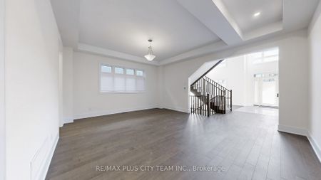 For Lease - 8 Saxby Farm Avenue, King, Ontario - Photo 5