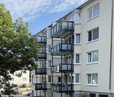 Freundliche 3 ZKB mit Balkon nahe Klinikum! - Photo 1