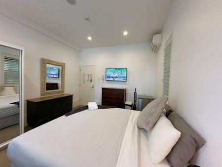Private Room Walk to North Sydney Station and Greenwood Plaza in 8 Min - Photo 5