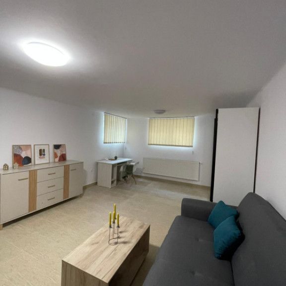 Apartament la casa, 40 mp, zona Centrala - Photo 1