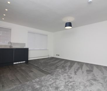 1 Bedroom Semi-Detached Bungalow - Photo 1