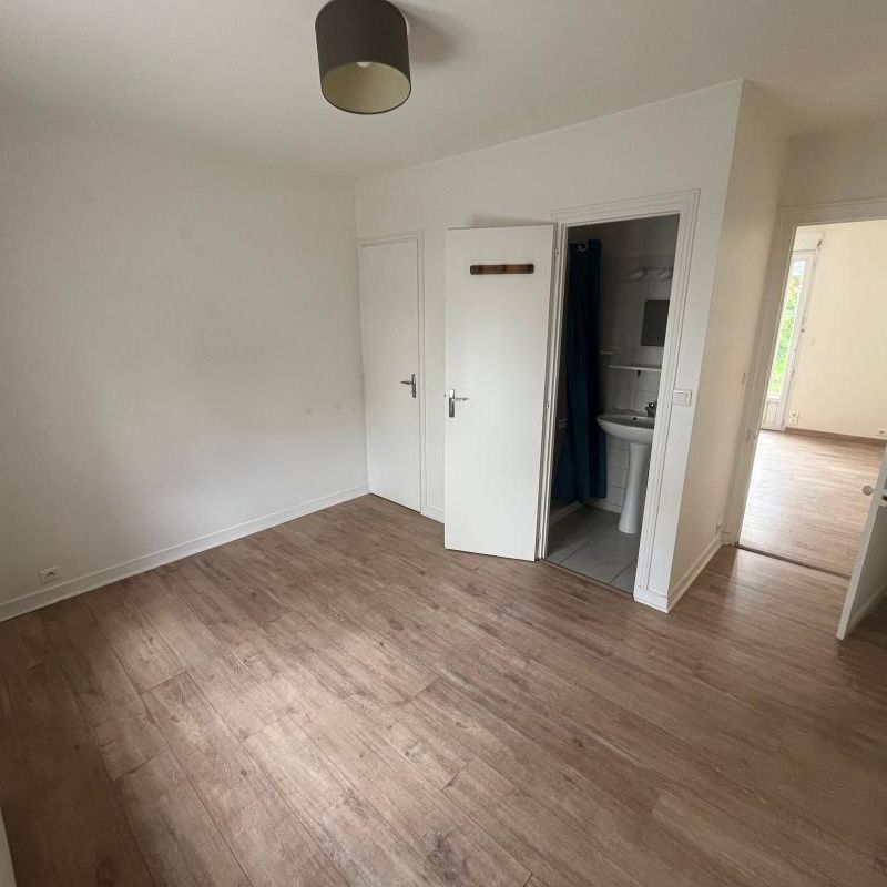 Location Appartement 1 pièce 35m² LA ROCHELLE 17000 - Photo 1