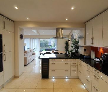 6 bedroom semi-detached house to rent - Photo 5