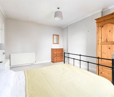 3 bed apartment to rent in Pembroke Road, Bristol, BS8 - Photo 6