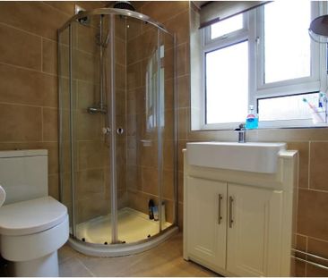 1 Bed Bungalow, Susan Road, SE3 - Photo 6