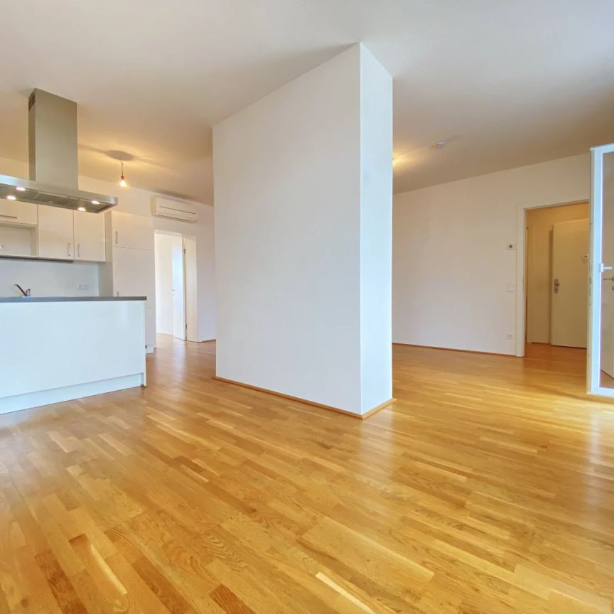 Elegante Dachgeschosswohnung mit voller Raumhöhe – 4 Zimmer, Terrasse & Balkon - Photo 1