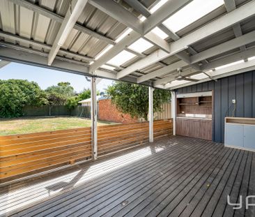 Ideal Location! - Photo 6