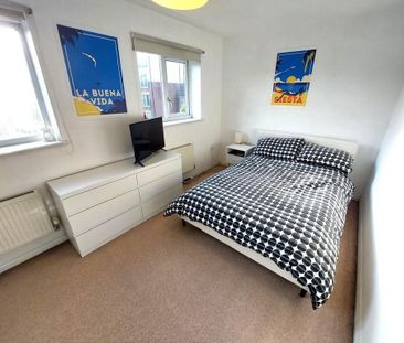 3 bedroom townhouse to rent - Photo 6