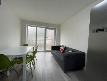 3 bedroom apartment to rent - Photo 2