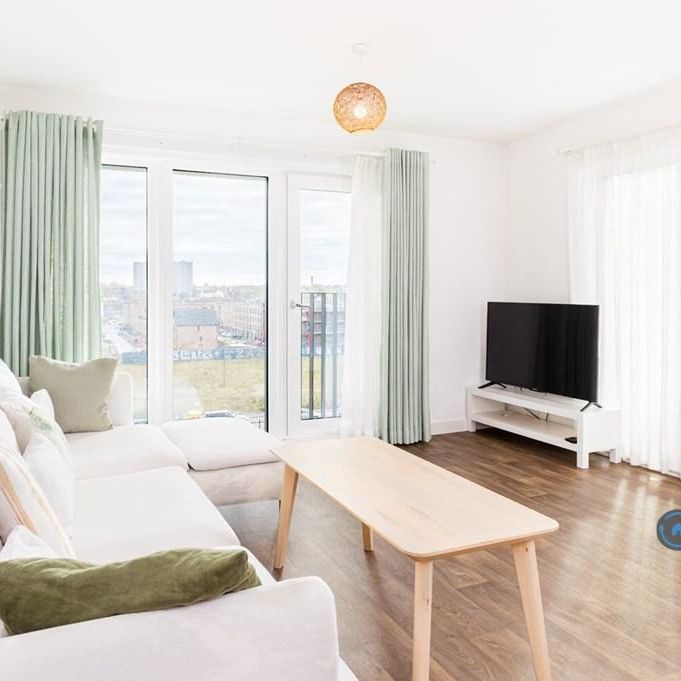2 bedroom flat to rent - Photo 1