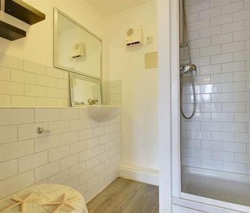 Ovaltine Drive, Kings Langley, WD4 - Photo 2