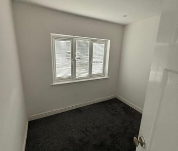 2 bedroom house to rent - Photo 1