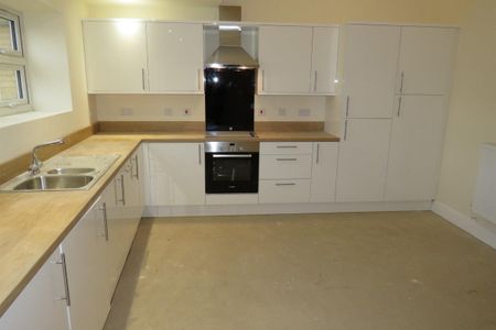 Church Road, DOWNHAM MARKET - Photo 4