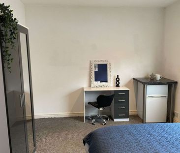 🏡 Spacious Ground Floor Double Room – Gadsby Street, Nuneaton - Photo 6