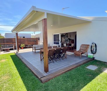 Beachside Duplex with spacious indoor-outdoor living - Photo 3