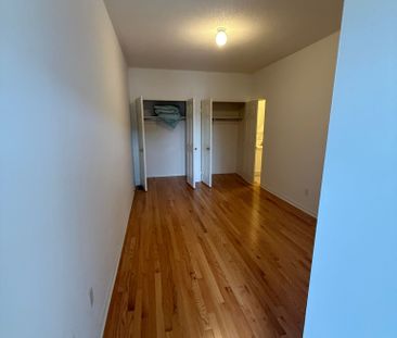 For Lease - 71 Ness Drive, Richmond Hill, Ontario - Photo 2