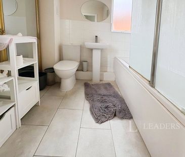 apartment to rent Lawrence Weaver Road, Cambridge, Cambridgeshire, CB3 - Photo 3