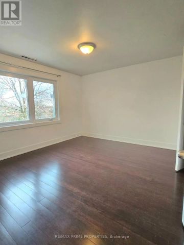 11 ELIZABETH STREET - Photo 4