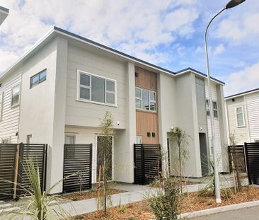 Urban living at its best | Available mid-July - Photo 4