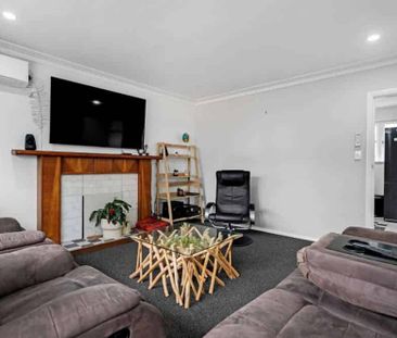 Renovated 3-Bedroom Home with Rumpus/Office and Ample Storage - Photo 4