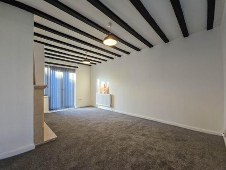 2 bedroom semi-detached house to rent - Photo 3