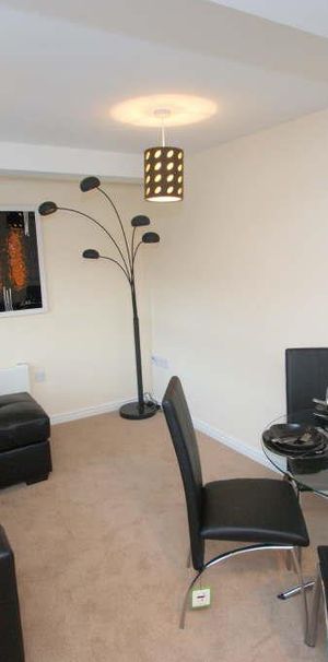 Teasel Row, Stanningley Road LS12 - Photo 1