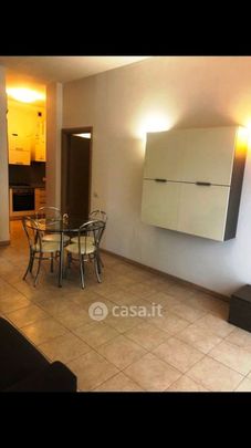Monolocale in Affitto in Via Luigi Veratti 4 a Milano - Foto 1